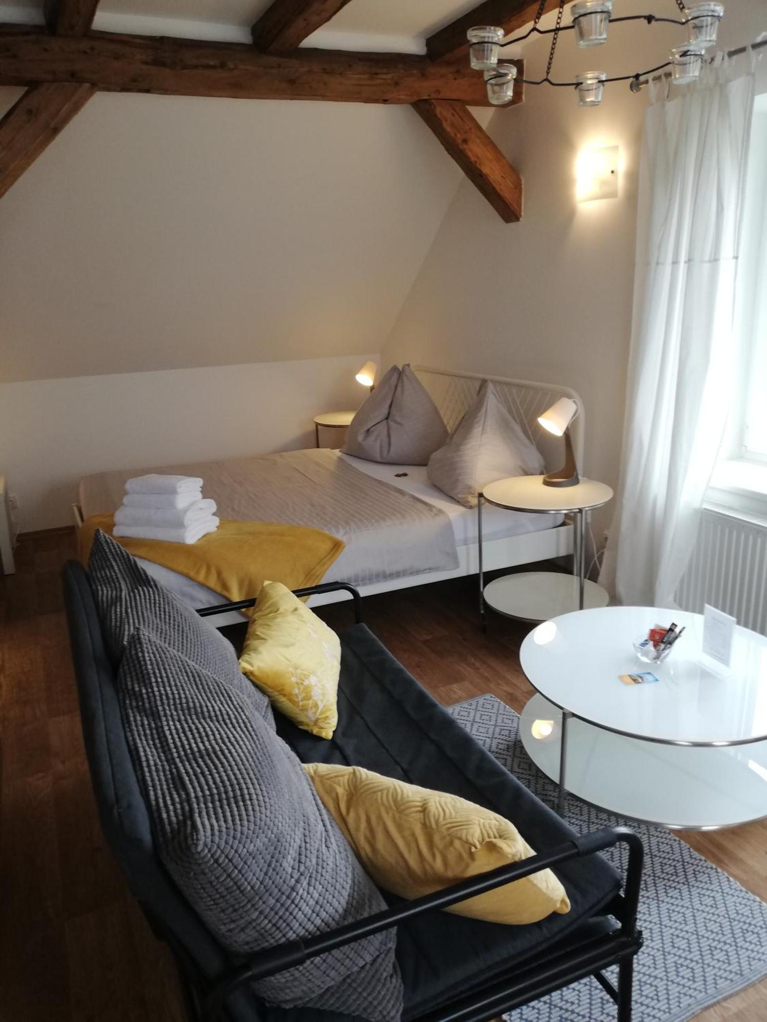 Pension Vila Hana Loket Exterior foto